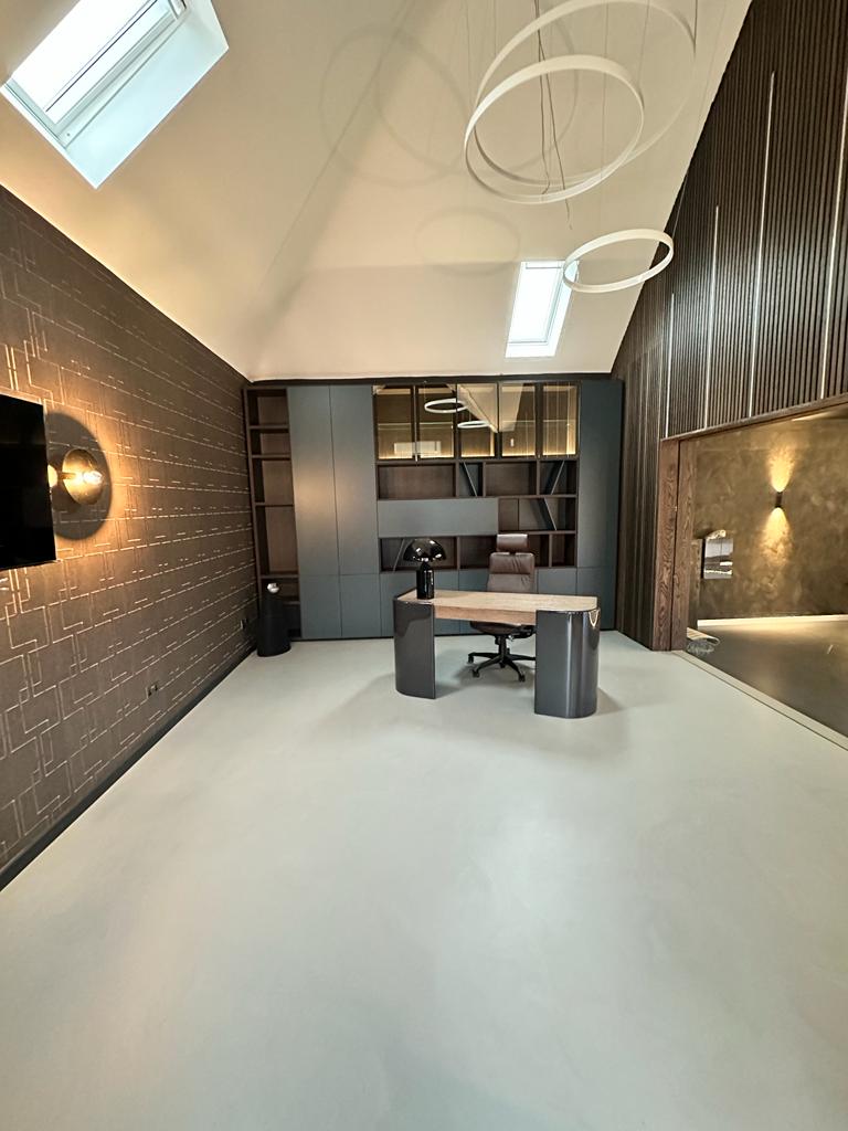 Luxury Seamless Flooring